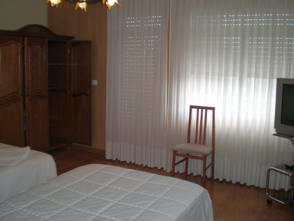 Hostal Catro Ventos Lugo Exterior photo